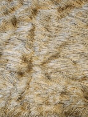 Plush Blonde Black Faux Wolf Fur 64" x 2 yards Costume Renn Cosplay Faire Fabric